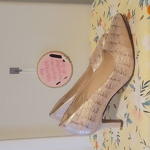 Clarks Pink & Rose Gold pointed toe pumps